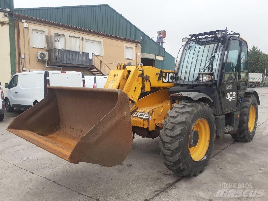 JCB 531-70 Agri 伸縮臂操作車