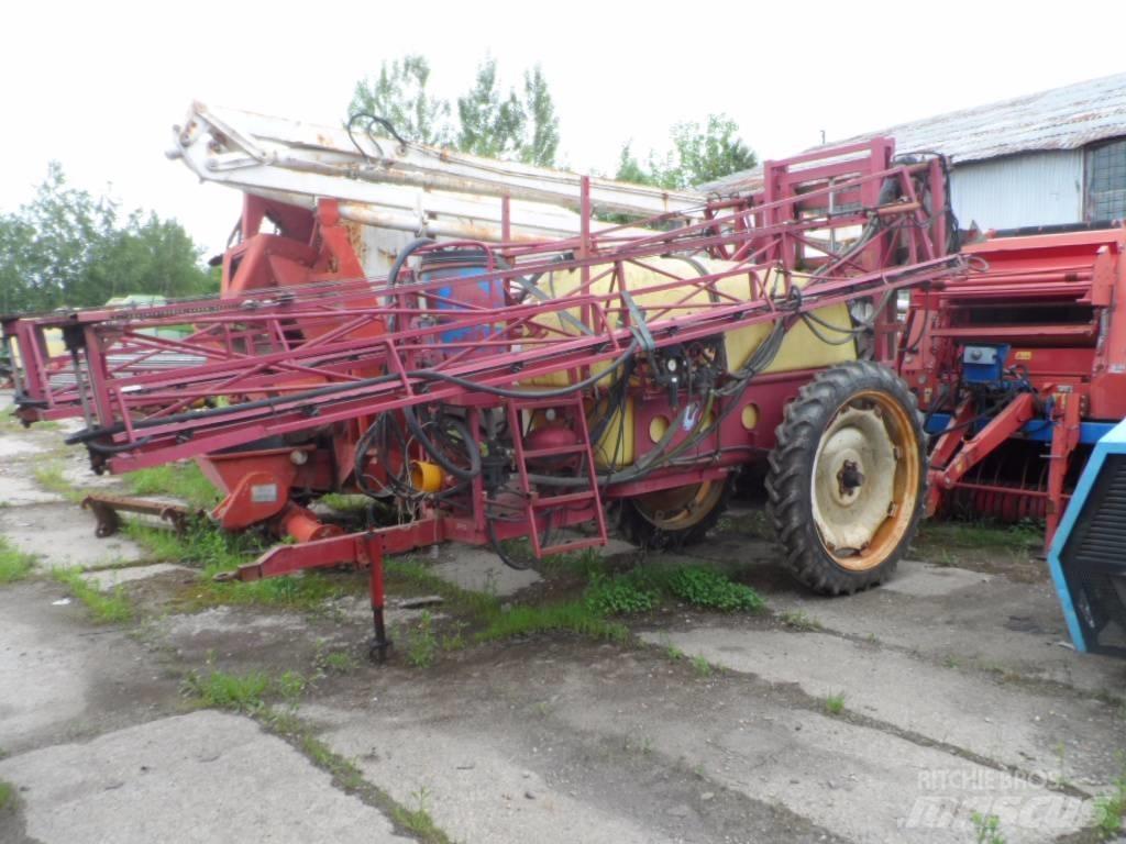 Hardi TZ2500 牽引式噴霧機