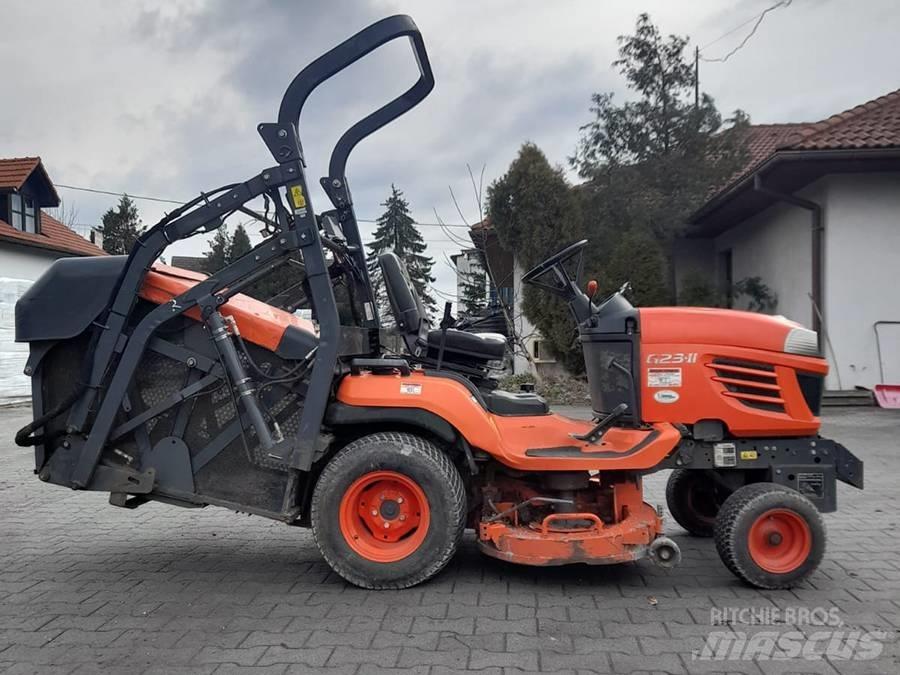 Kubota G 23 騎乘式割草機