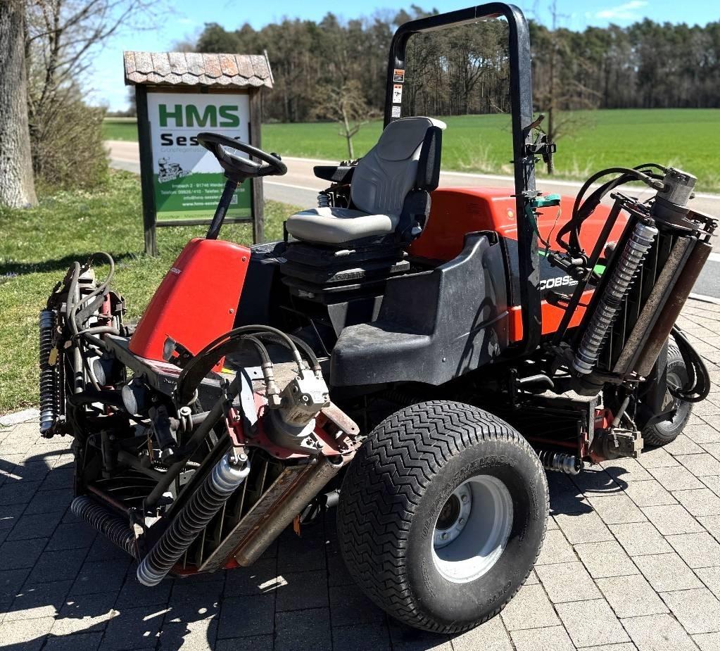 Jacobsen LF4677 騎乘式割草機