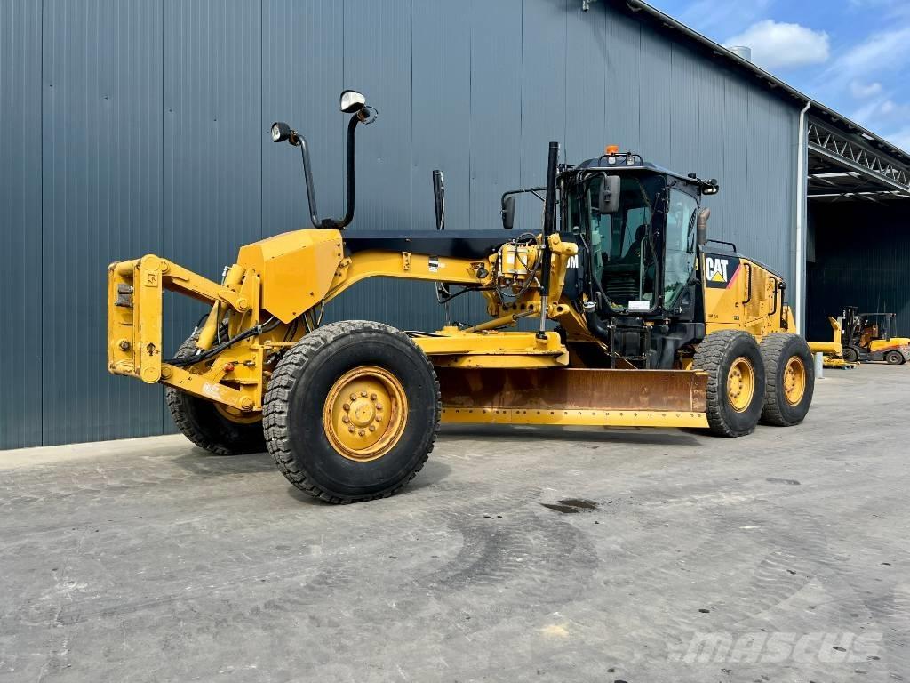 CAT 140M 平土機