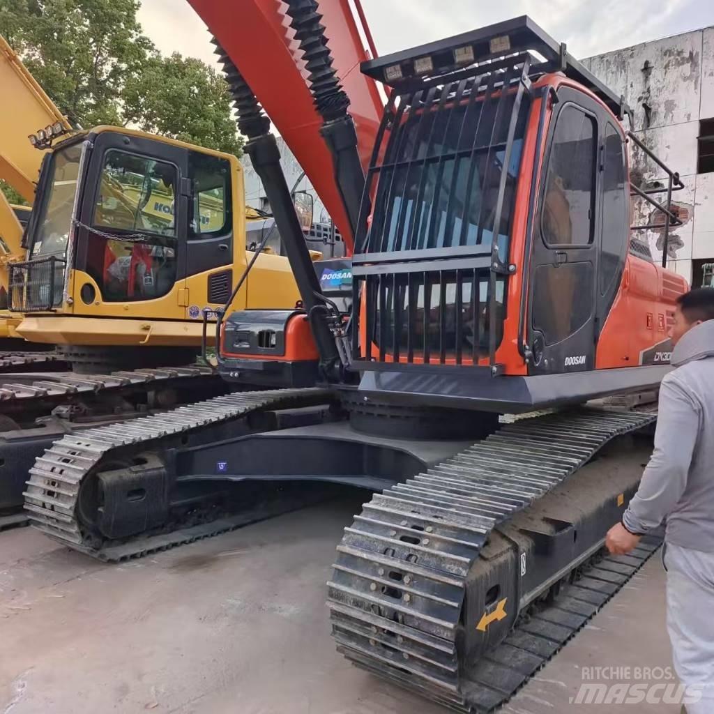 Doosan DX 300 LC 履帶式 挖土機/掘鑿機/挖掘機
