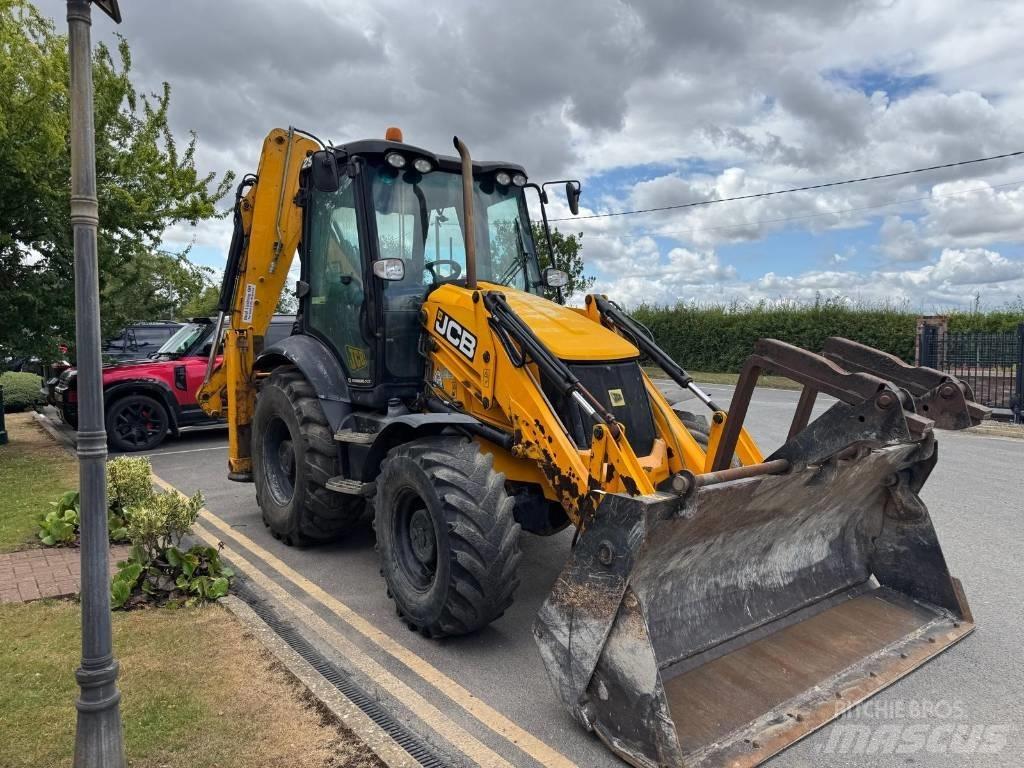 JCB 3 CX Contractor 反鏟裝載機