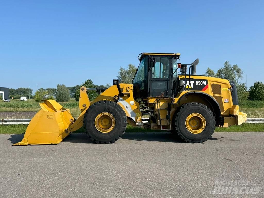 CAT 950M 輪胎式裝載機