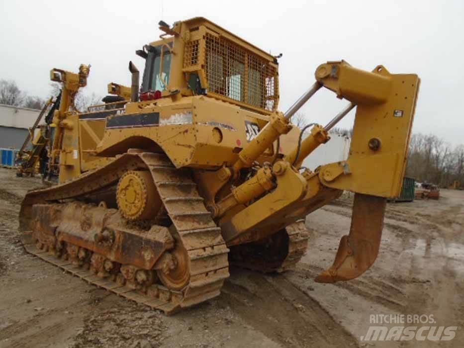 CAT D 8 T 履帶推土機