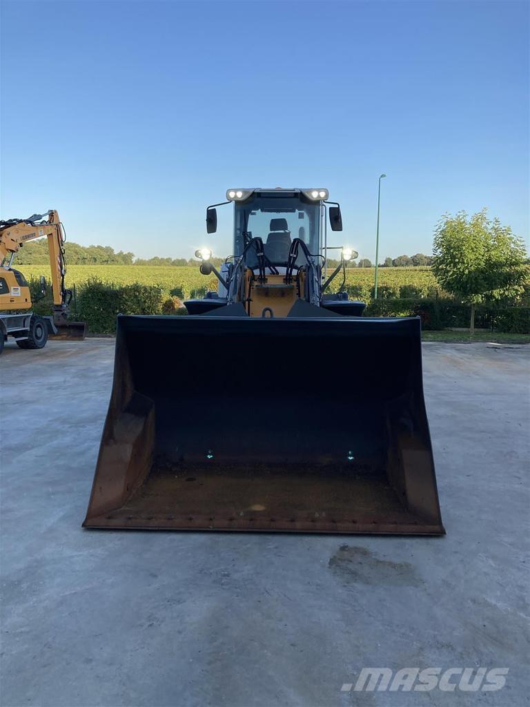 Liebherr L 538 輪胎式裝載機