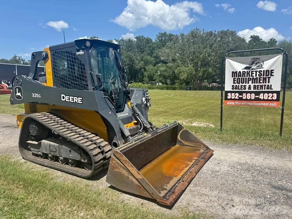 John Deere 325 滑移轉向裝載機