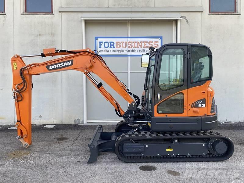 Doosan DX 63-3 小型挖土機/掘鑿機<7t(小型挖掘機)