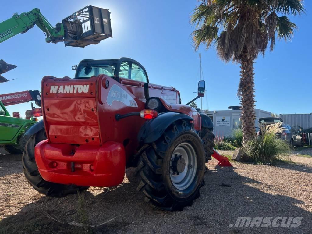 Manitou MT 1840 伸縮臂操作車