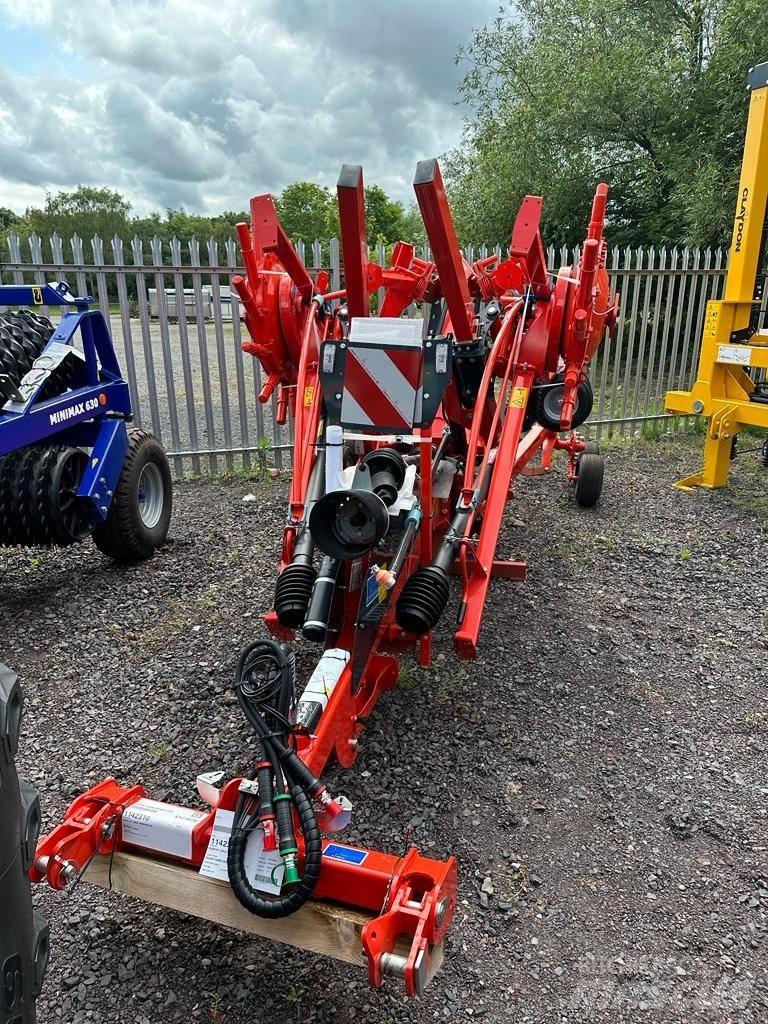 Kuhn GA8131A02 RAKE 耙與翻草機