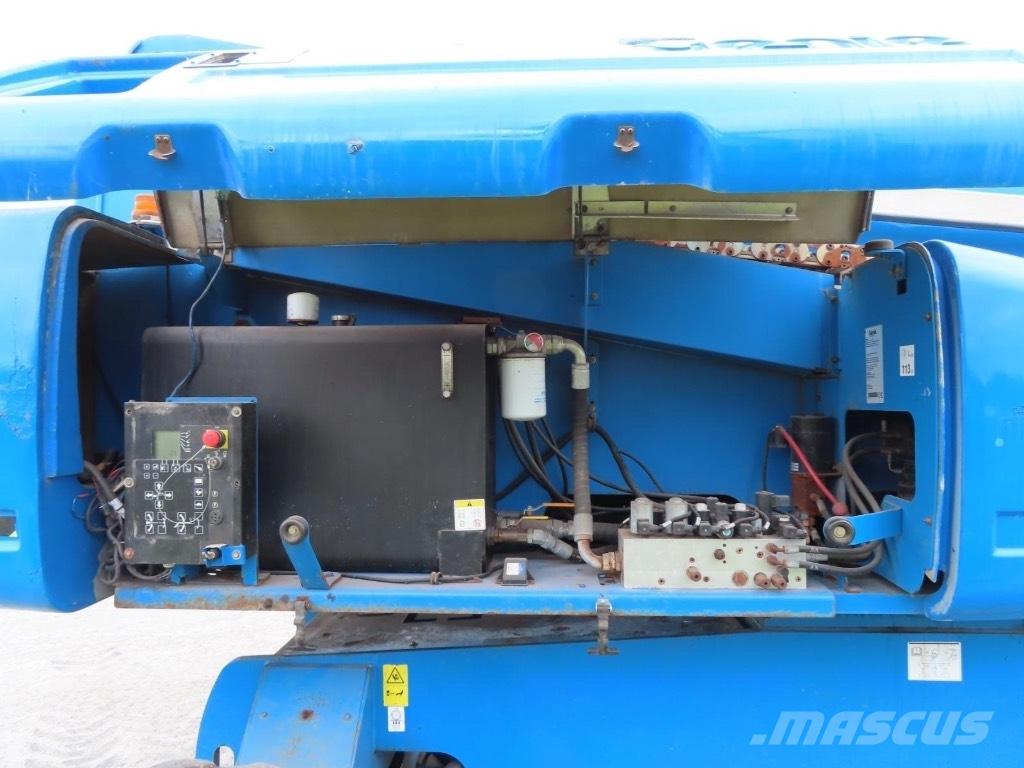 Genie S 125 伸縮臂高空作業車