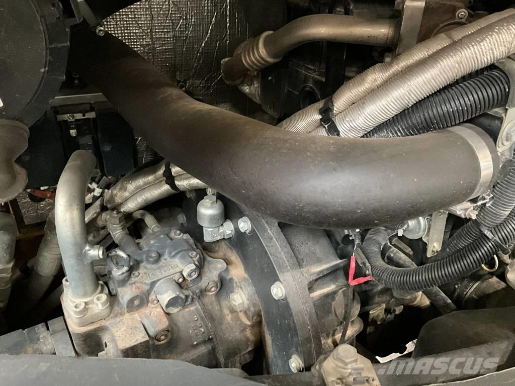 Komatsu PC 80 MR-3 中型挖土機/掘鑿機/挖掘機 7t-12t