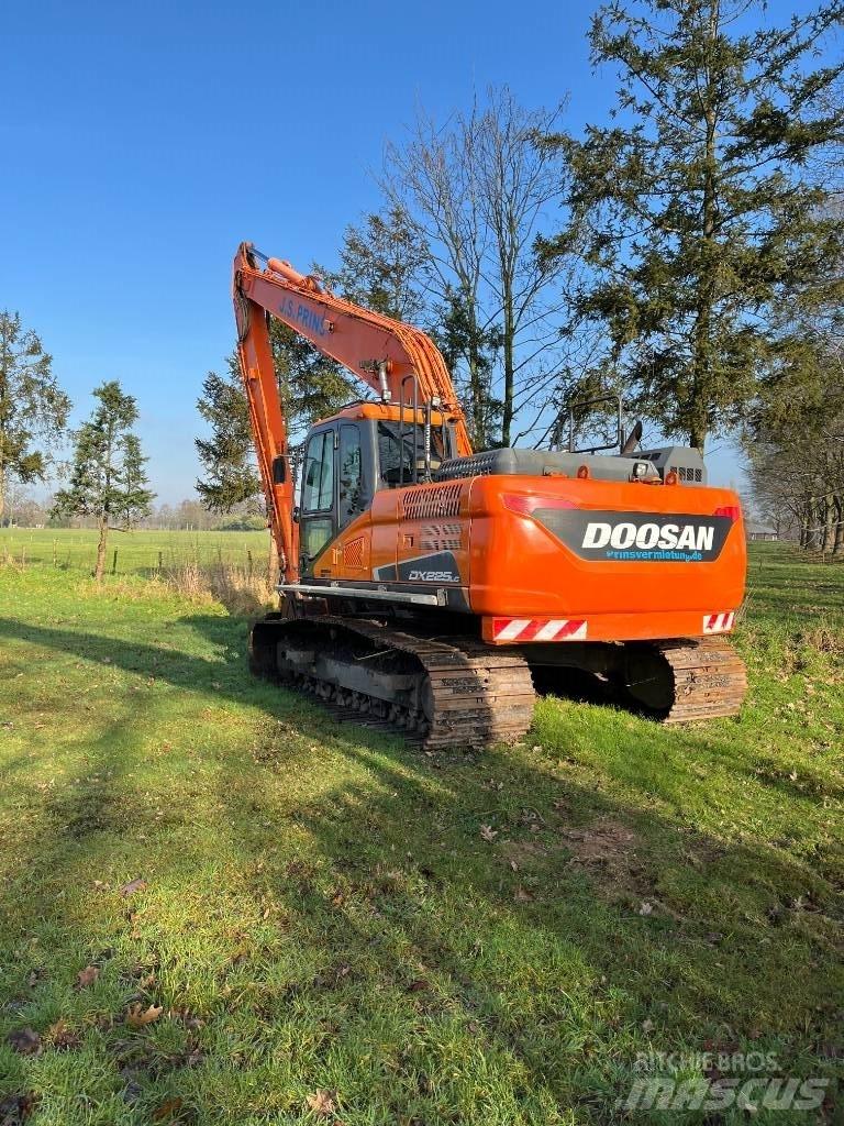 Doosan Dx225-5 長臂前伸型挖土機/掘鑿機/挖掘機