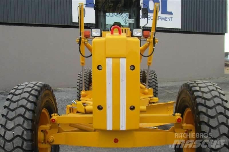 Hidromek MG330 平土機