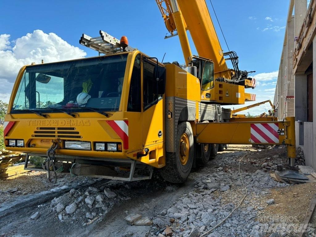 Terex Demag AC 100 越野起重機