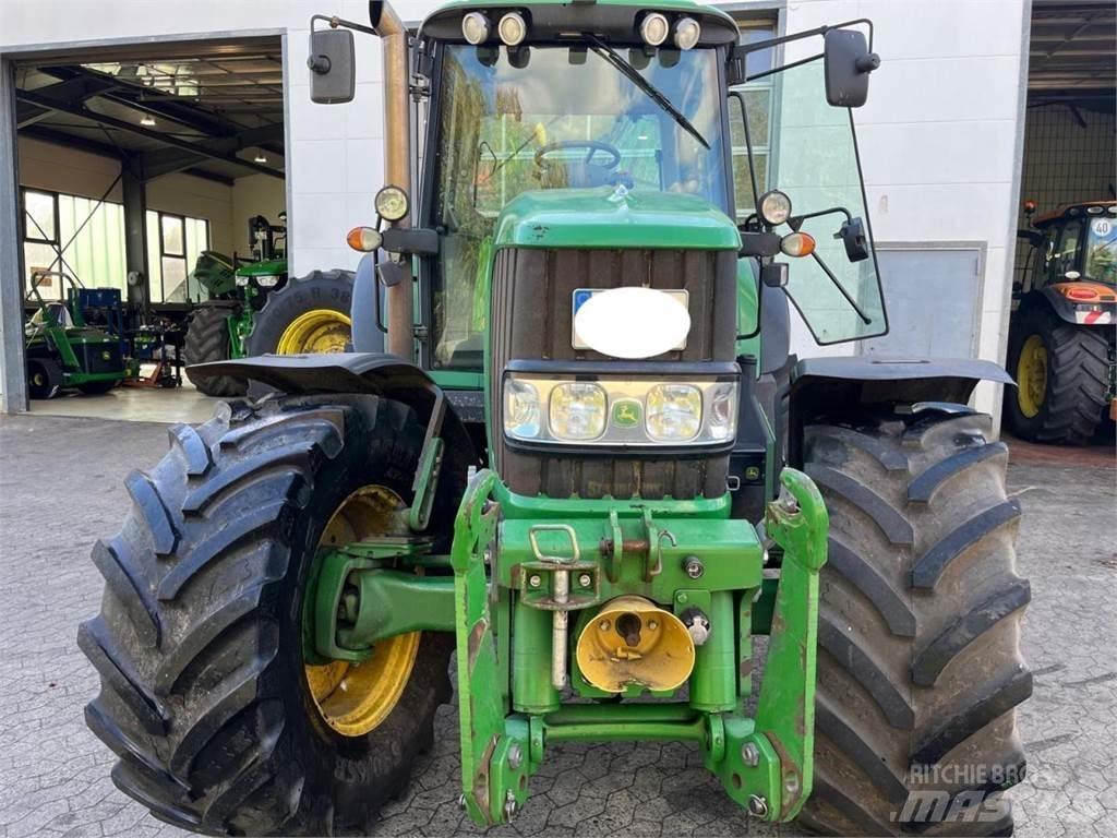 John Deere 6830 AP 曳引機