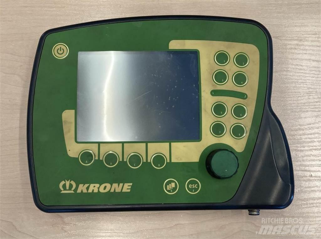 Krone Swadro 1400 堆草機
