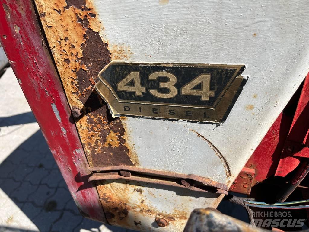 McCormick IH 434 曳引機