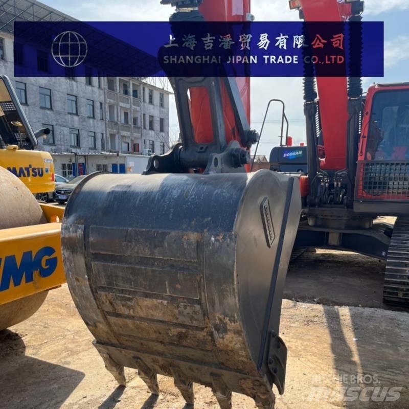 Doosan DX 225 履帶式 挖土機/掘鑿機/挖掘機