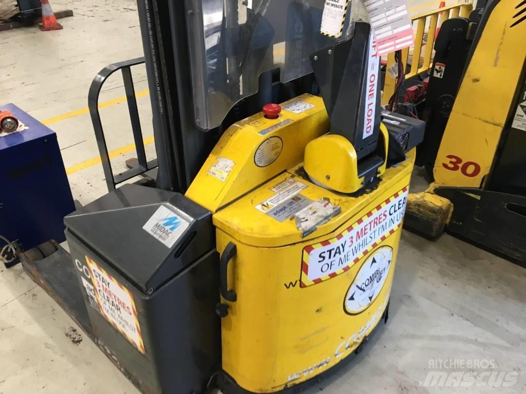 Combilift CombiWR 行走控制式堆積機