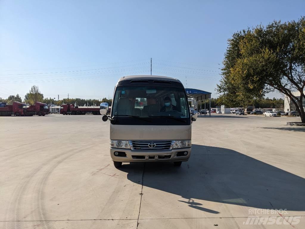 Toyota Coaster 公路客運汽車