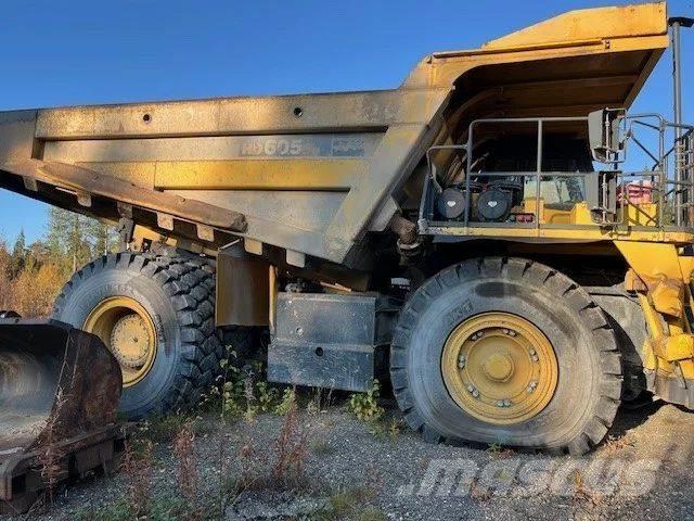 Komatsu HD 605-7EO 剛性傾卸卡車
