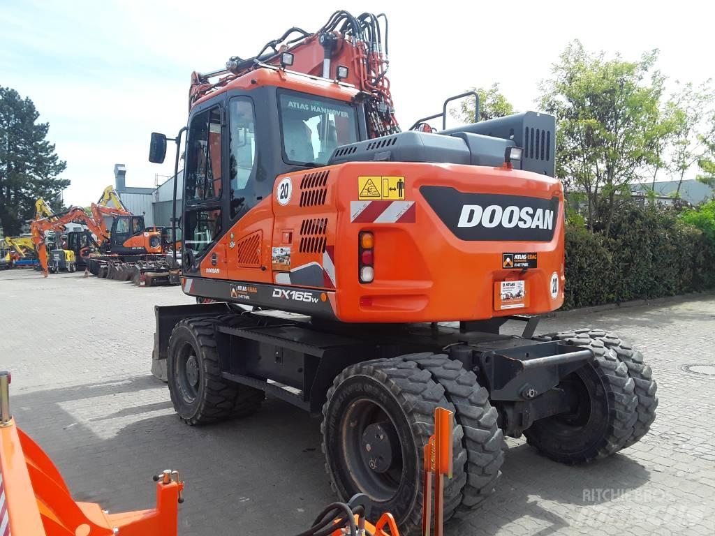 Doosan DX 165 W-5 旋轉式挖土機/掘鑿機/挖掘機