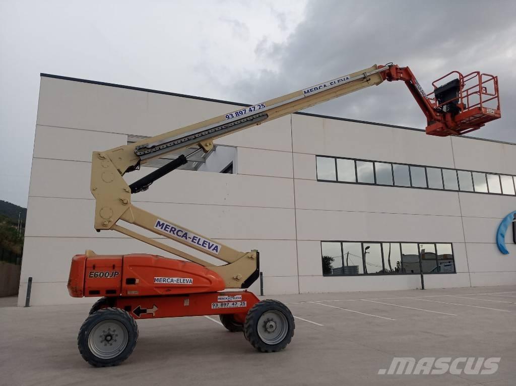 JLG E 600 JP 曲臂高空作業車