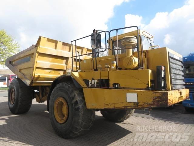 CAT  D40 Dumper 鉸接式起吊車
