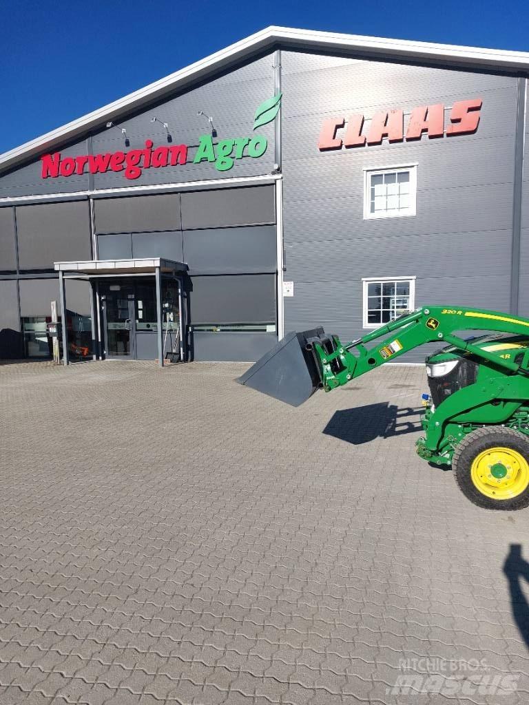 John Deere 3046 R 曳引機