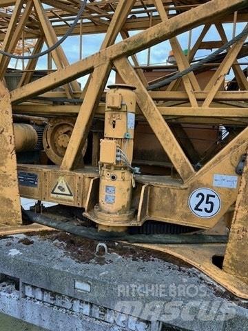 Liebherr 42 k 塔式起重機