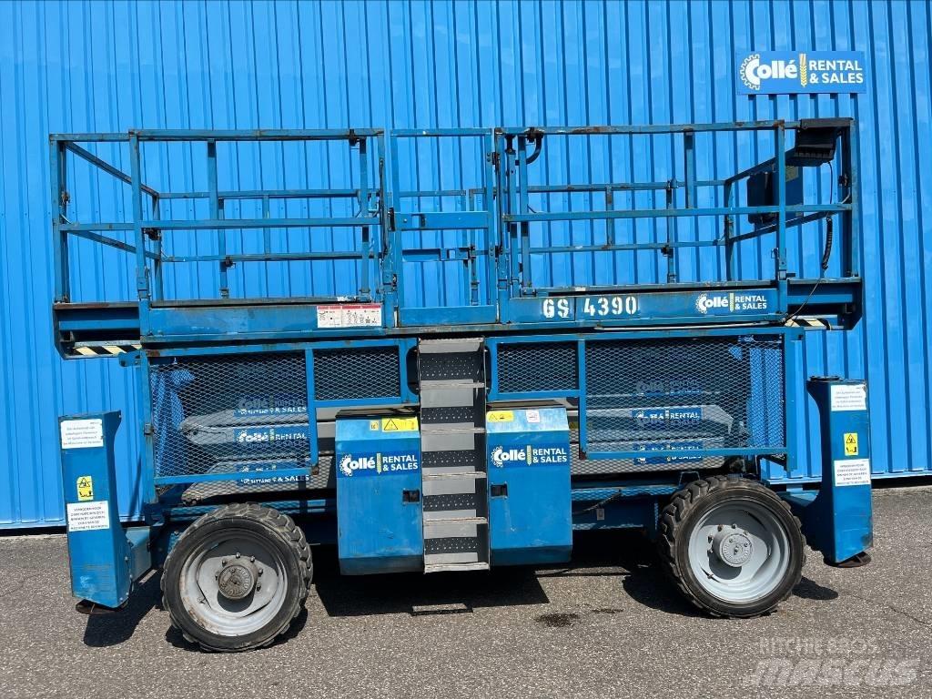 Genie GS 4390 RT 剪式升降機