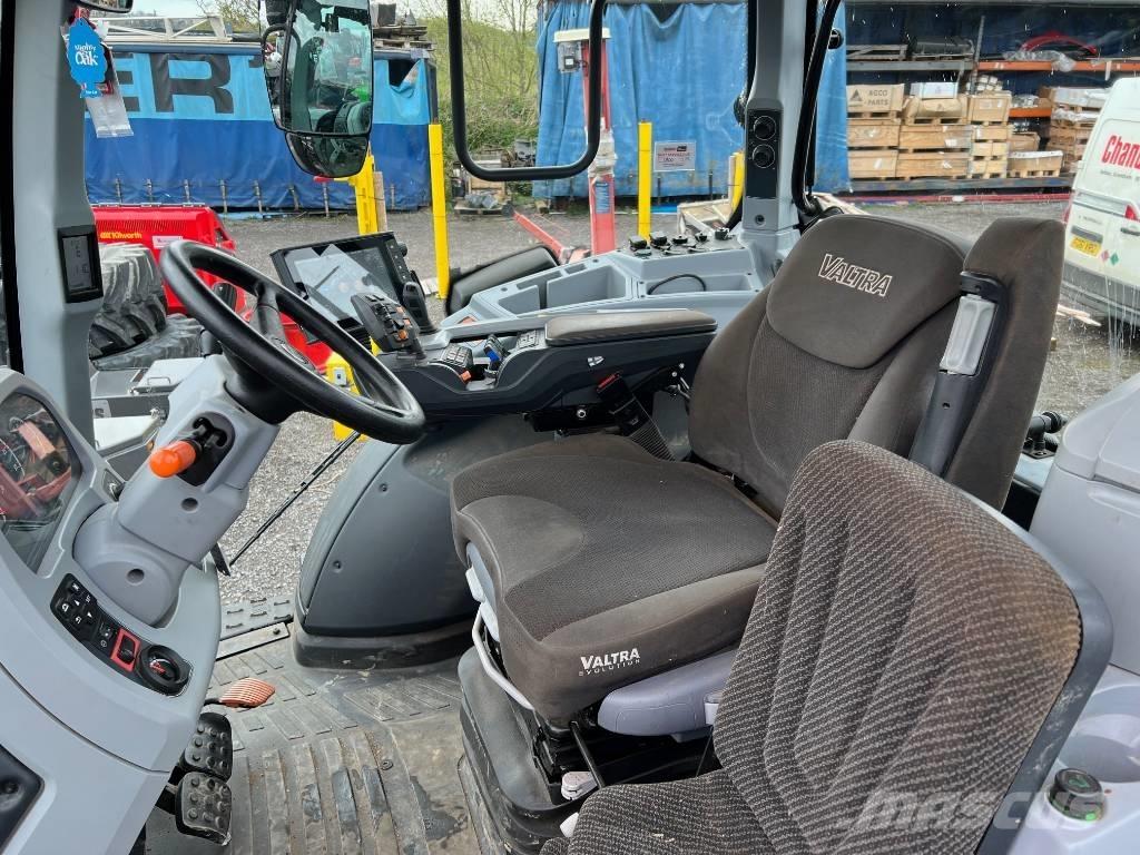 Valtra T 254 V 曳引機