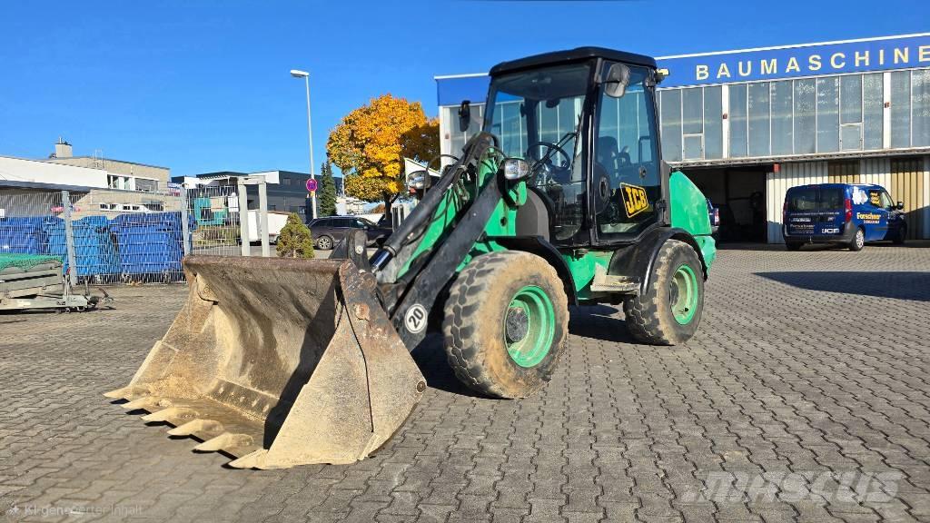 JCB 406 輪胎式裝載機