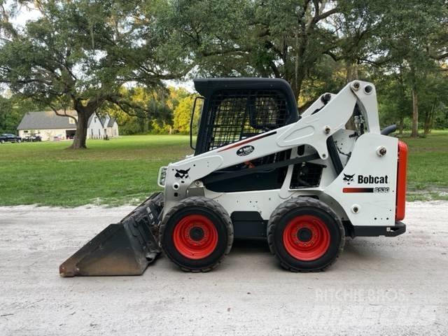 Bobcat S 530 滑移轉向裝載機