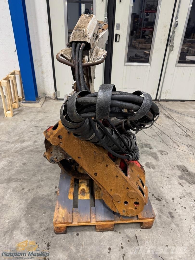 Log Max 3000T 收穫機頭