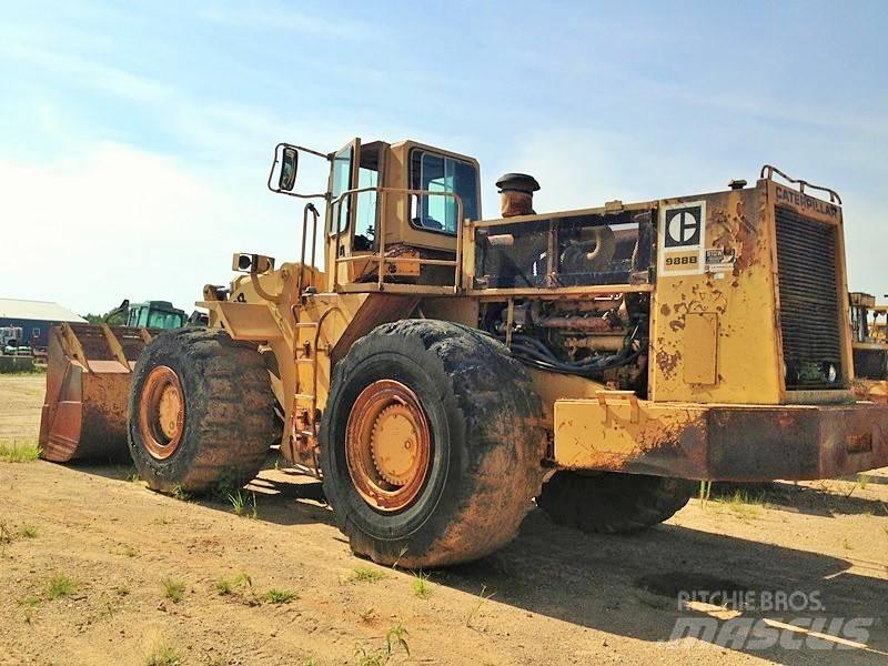 CAT 988 B 輪胎式裝載機