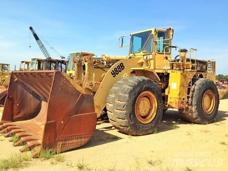 CAT 988 B 輪胎式裝載機