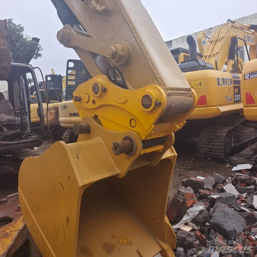 CAT 320 D 履帶式 挖土機/掘鑿機/挖掘機