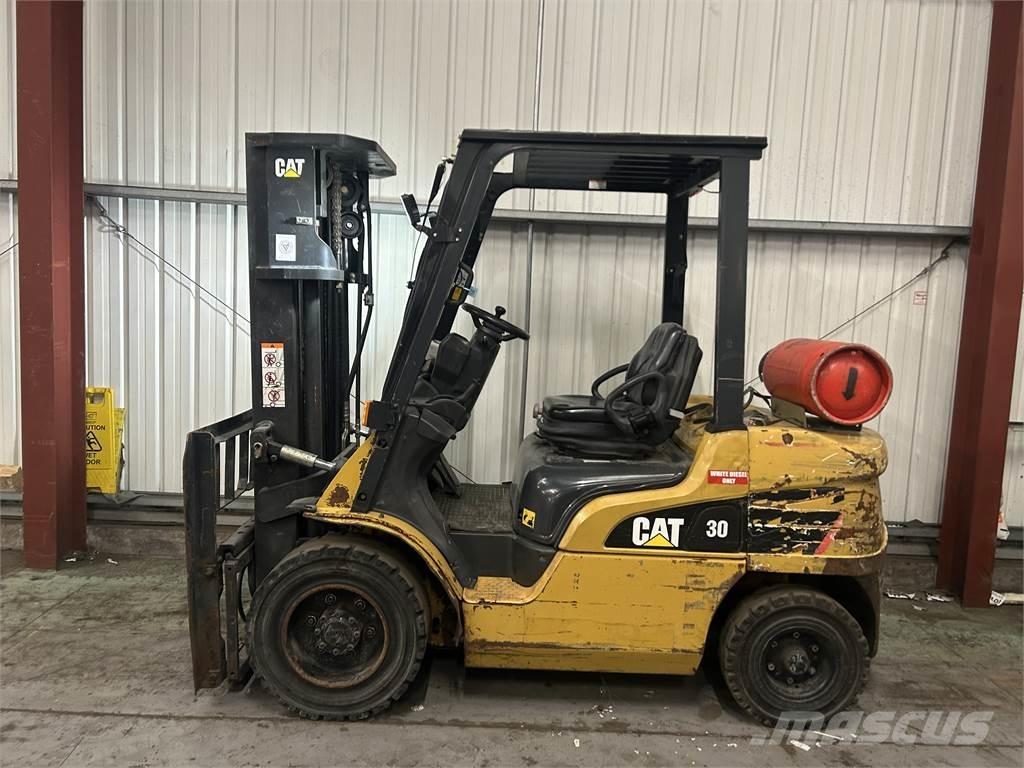CAT GP30NT 液化石油氣LPG卡車