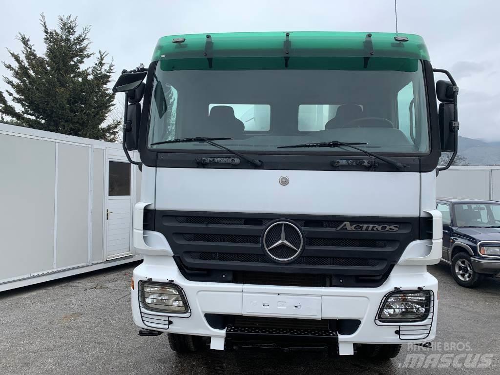 Mercedes-Benz 3336 混凝土車