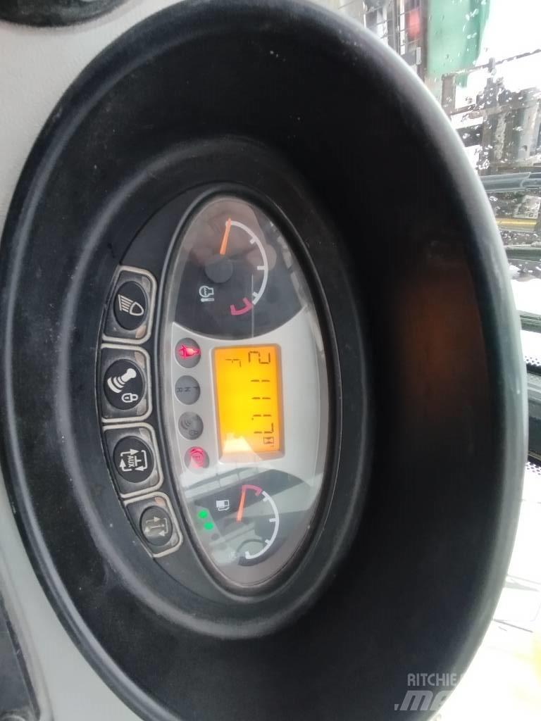 Bobcat TL35.70 伸縮臂操作車