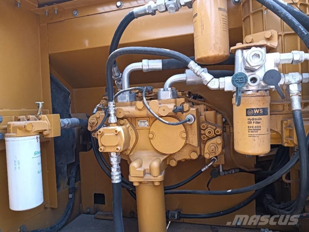 CAT 325 D 履帶式 挖土機/掘鑿機/挖掘機