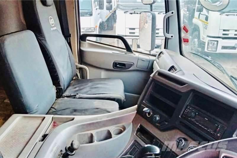 UD CW 26 460 其他貨車