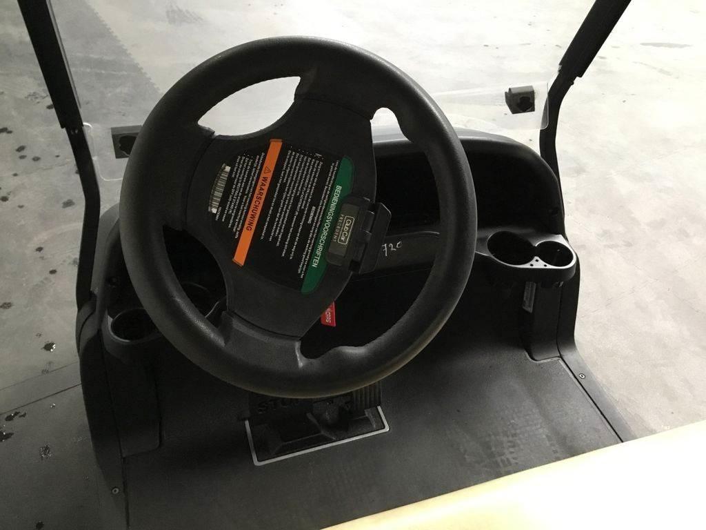 Club Car - 高爾夫球車