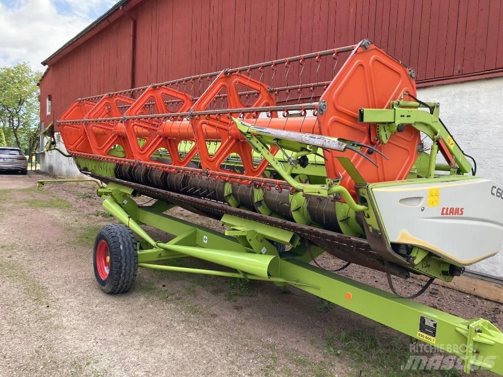 CLAAS Tucano 430 聯合收穫機