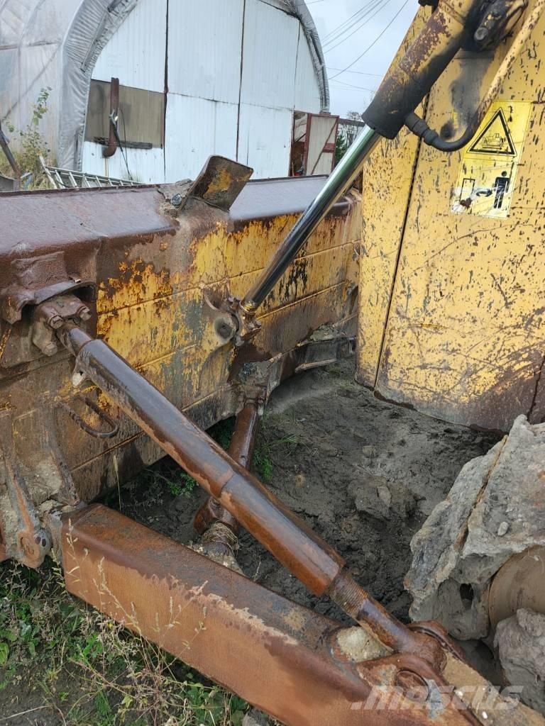 Komatsu DX 65EX-15 履帶推土機