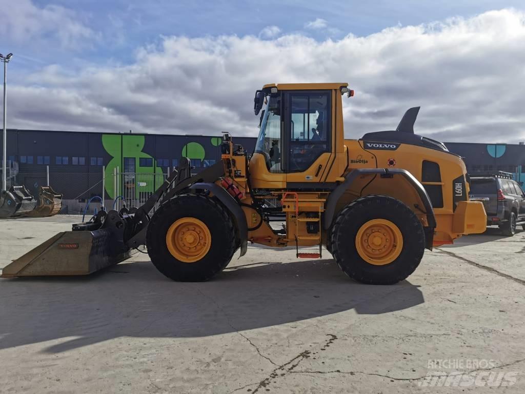 Volvo L60H2 輪胎式裝載機