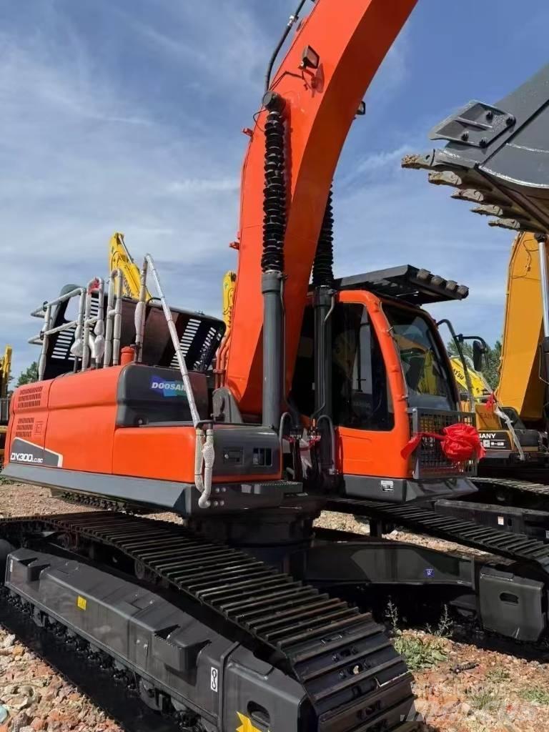 Doosan DX300LC-9C 履帶式 挖土機/掘鑿機/挖掘機