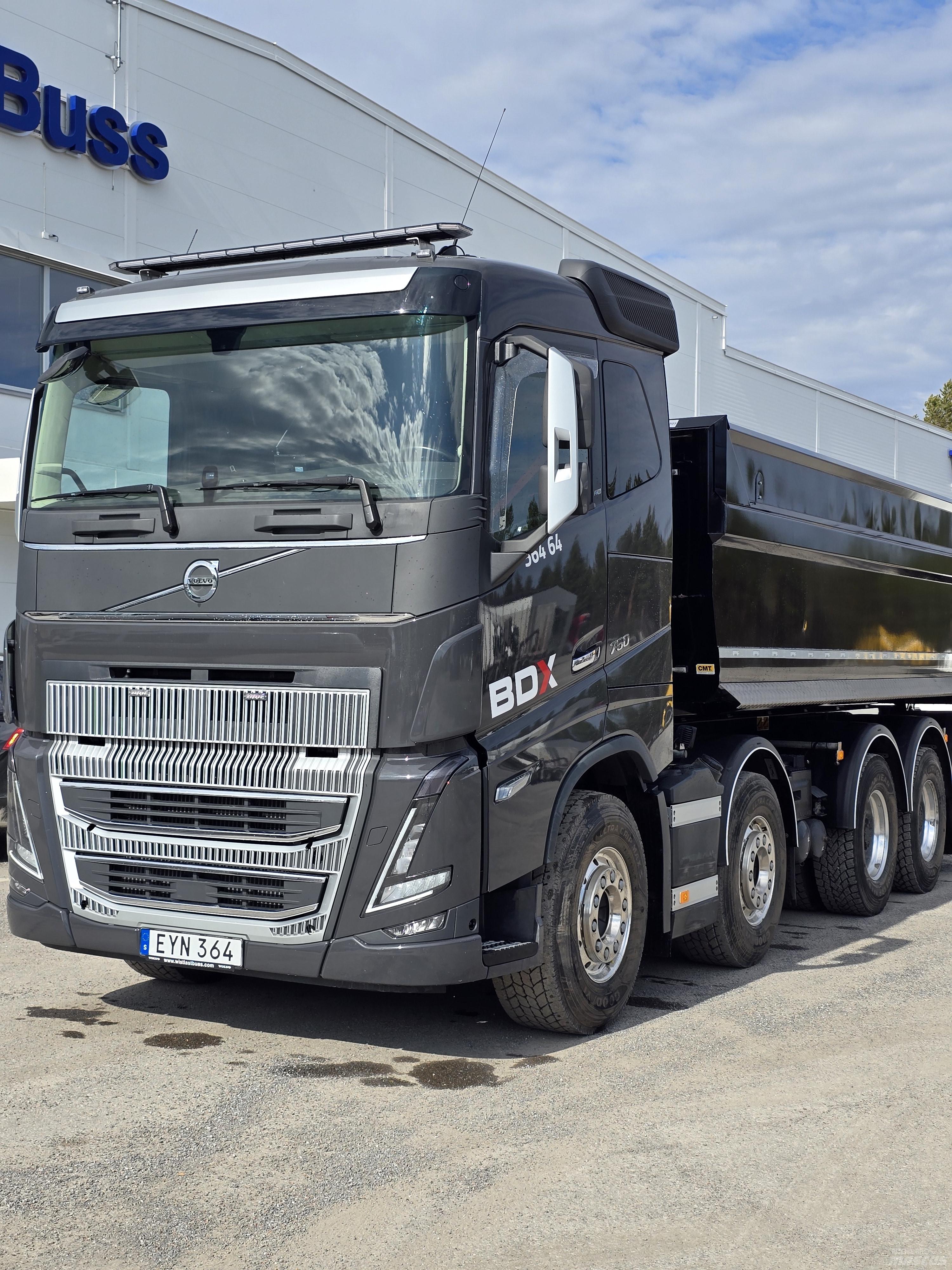 Volvo FH16 750 傾卸式卡車